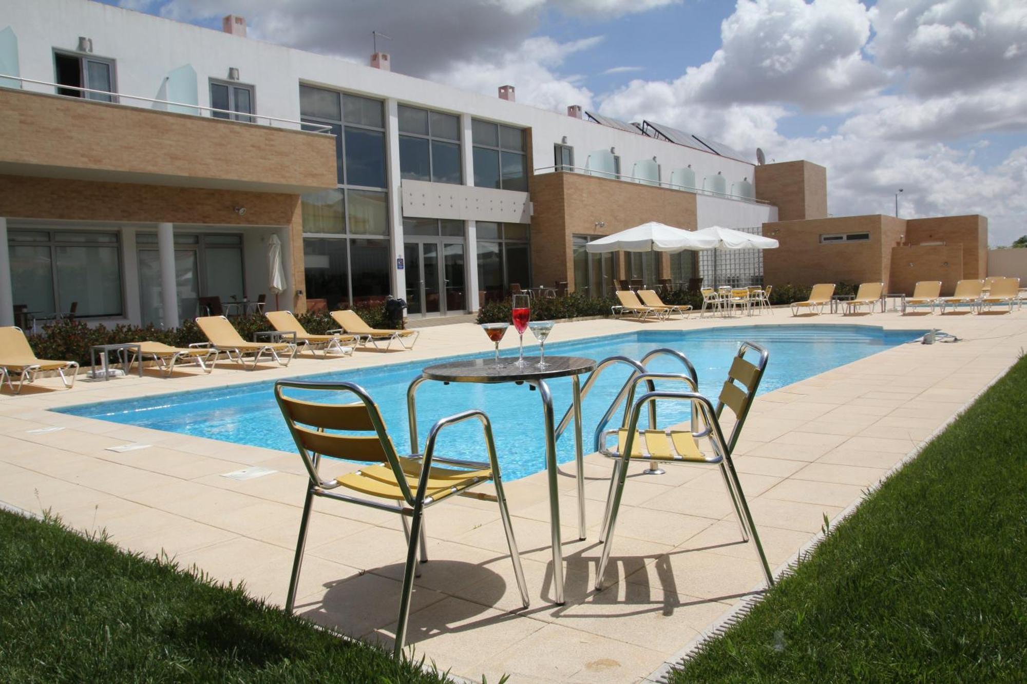 Hotel A Esteva 카스트로베르데 외부 사진